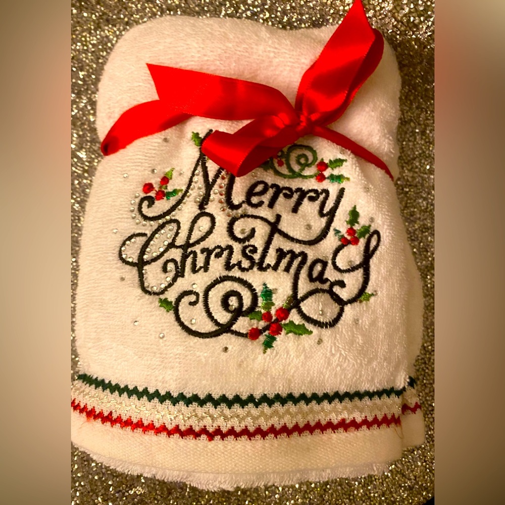 34Th & PINE Christmas Hand Towels